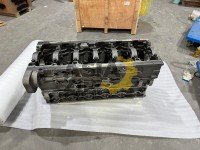 Блок цилиндров двс 5440745