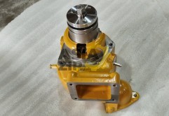 Насос водяной 6261-61-1102 Насос водяной 6261-61-1102