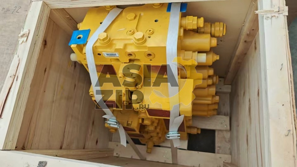 Главный распределитель гидравлический 723-48-27507