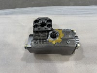 Клапан гидравлический 17M-49-00041 KOMATSU